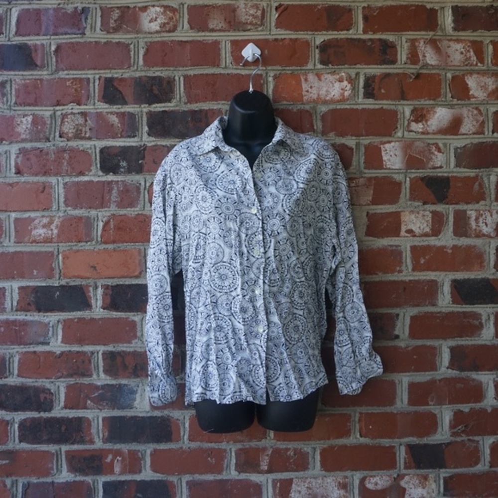 Liz Claiborne Navy and White Blouse
